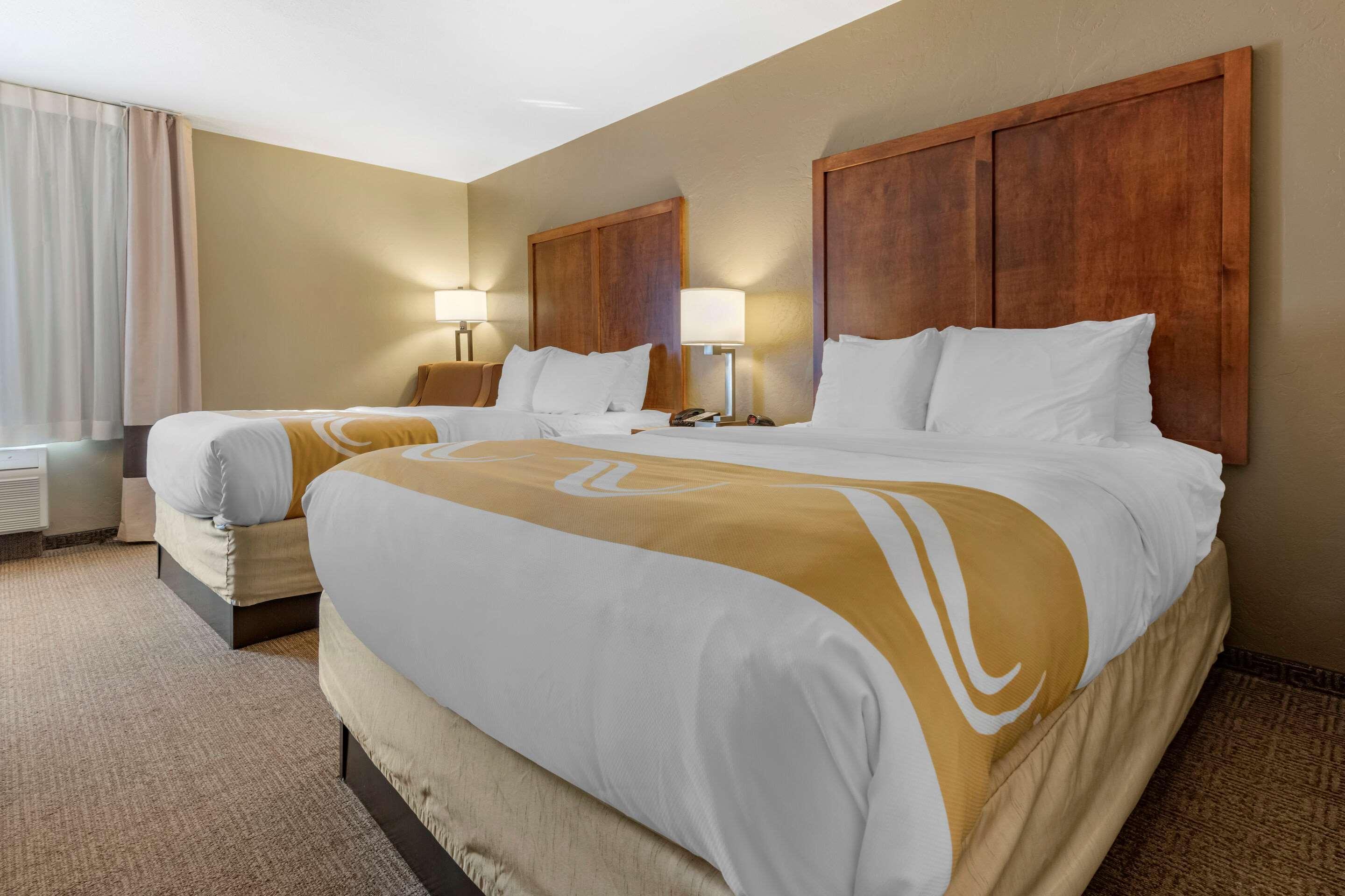Quality Inn 2*